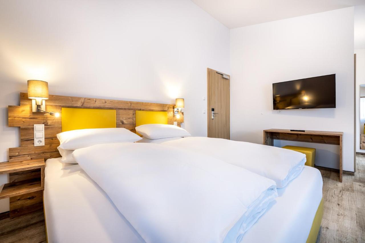 Der Alpenblick Hotel Санкт Йохан им Понгау Екстериор снимка