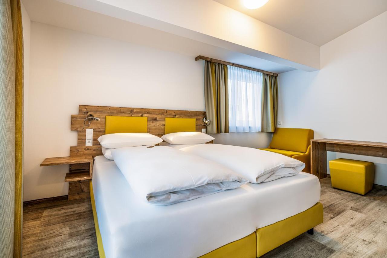 Der Alpenblick Hotel Санкт Йохан им Понгау Екстериор снимка