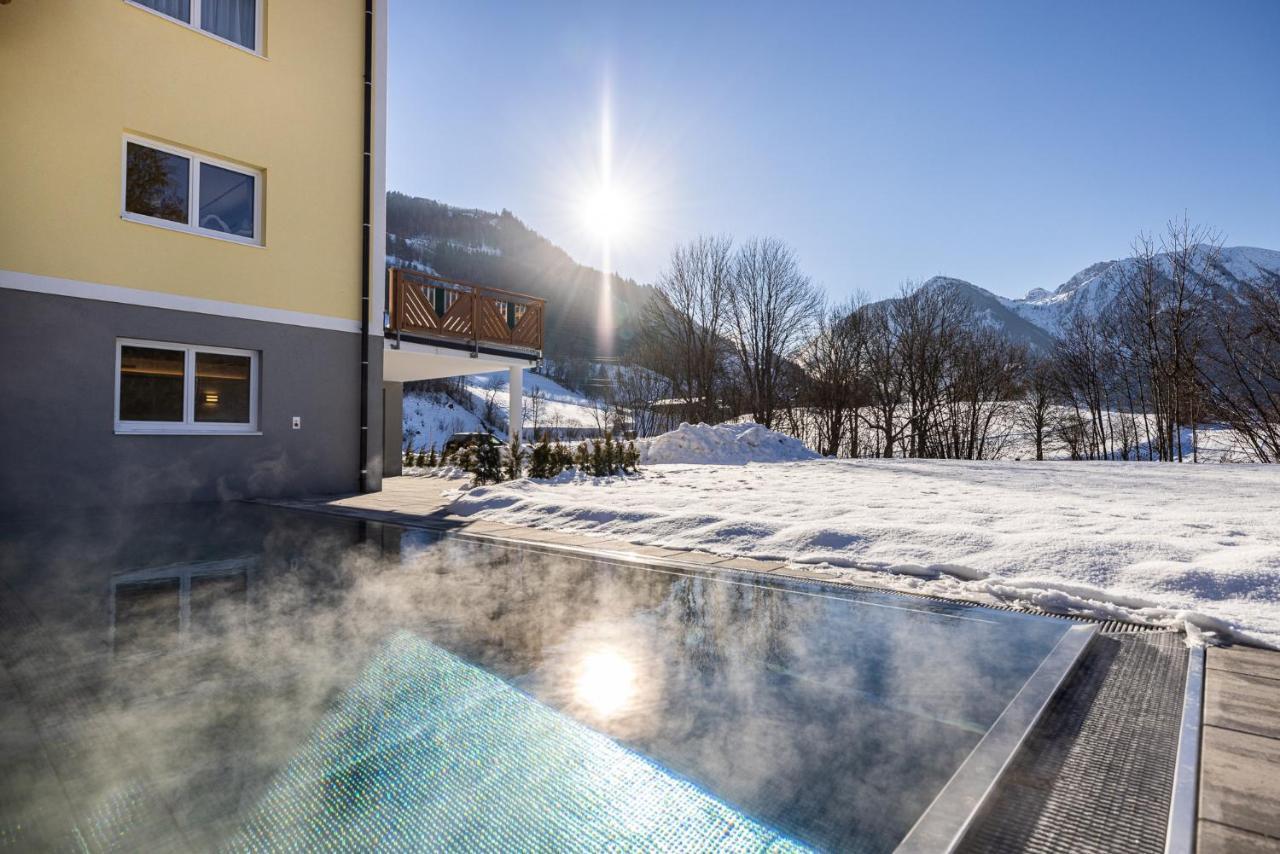 Der Alpenblick Hotel Санкт Йохан им Понгау Екстериор снимка
