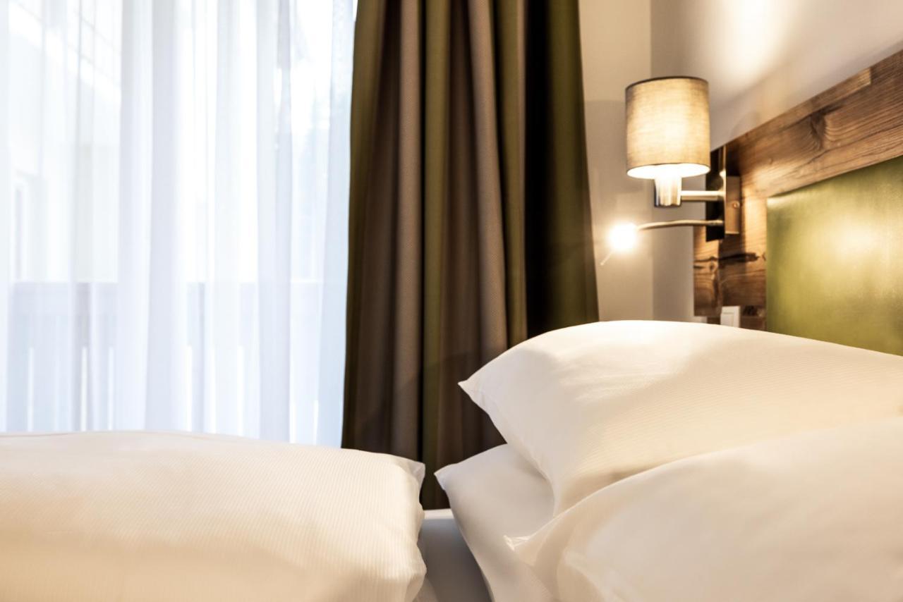 Der Alpenblick Hotel Санкт Йохан им Понгау Екстериор снимка
