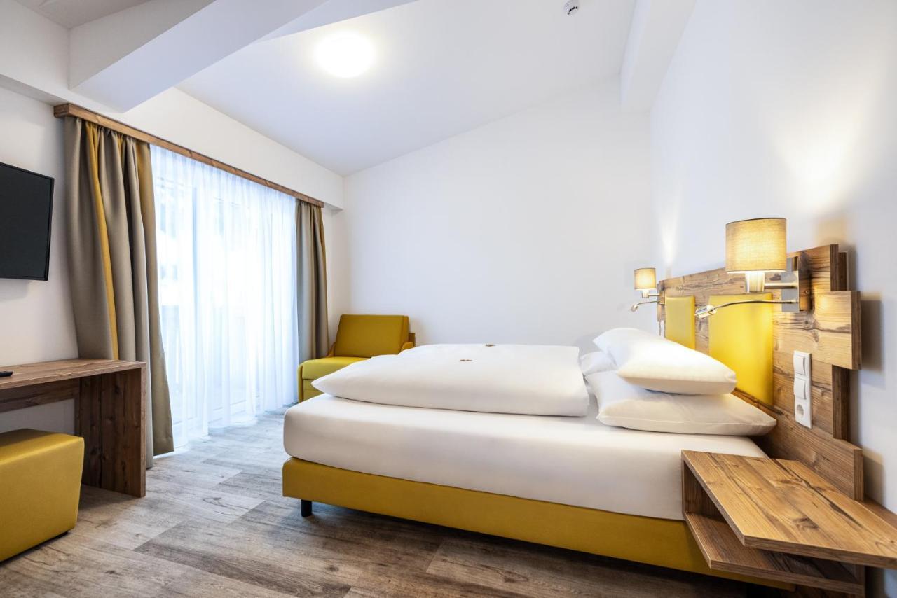 Der Alpenblick Hotel Санкт Йохан им Понгау Екстериор снимка