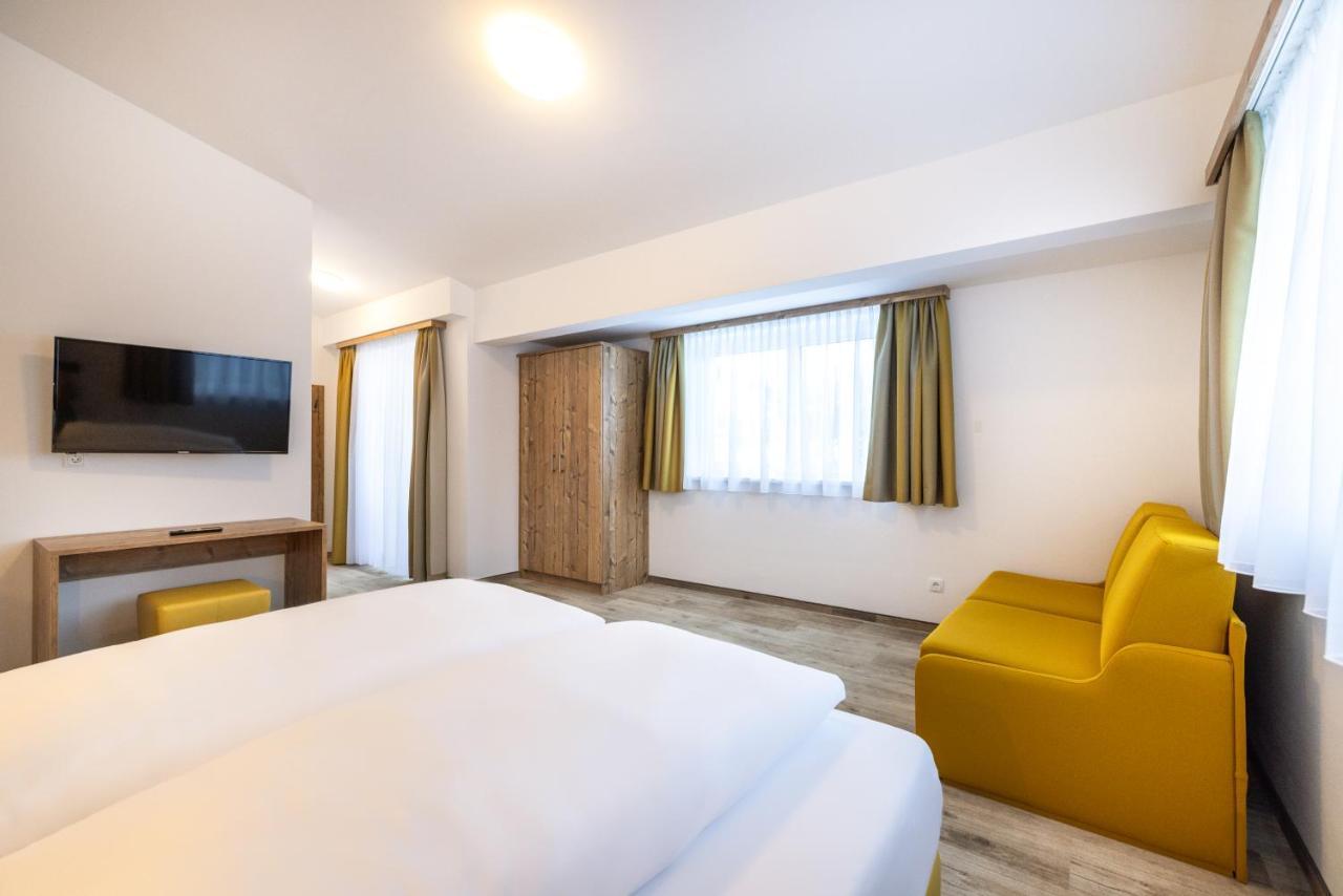 Der Alpenblick Hotel Санкт Йохан им Понгау Екстериор снимка