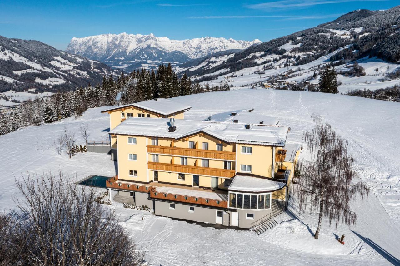 Der Alpenblick Hotel Санкт Йохан им Понгау Екстериор снимка